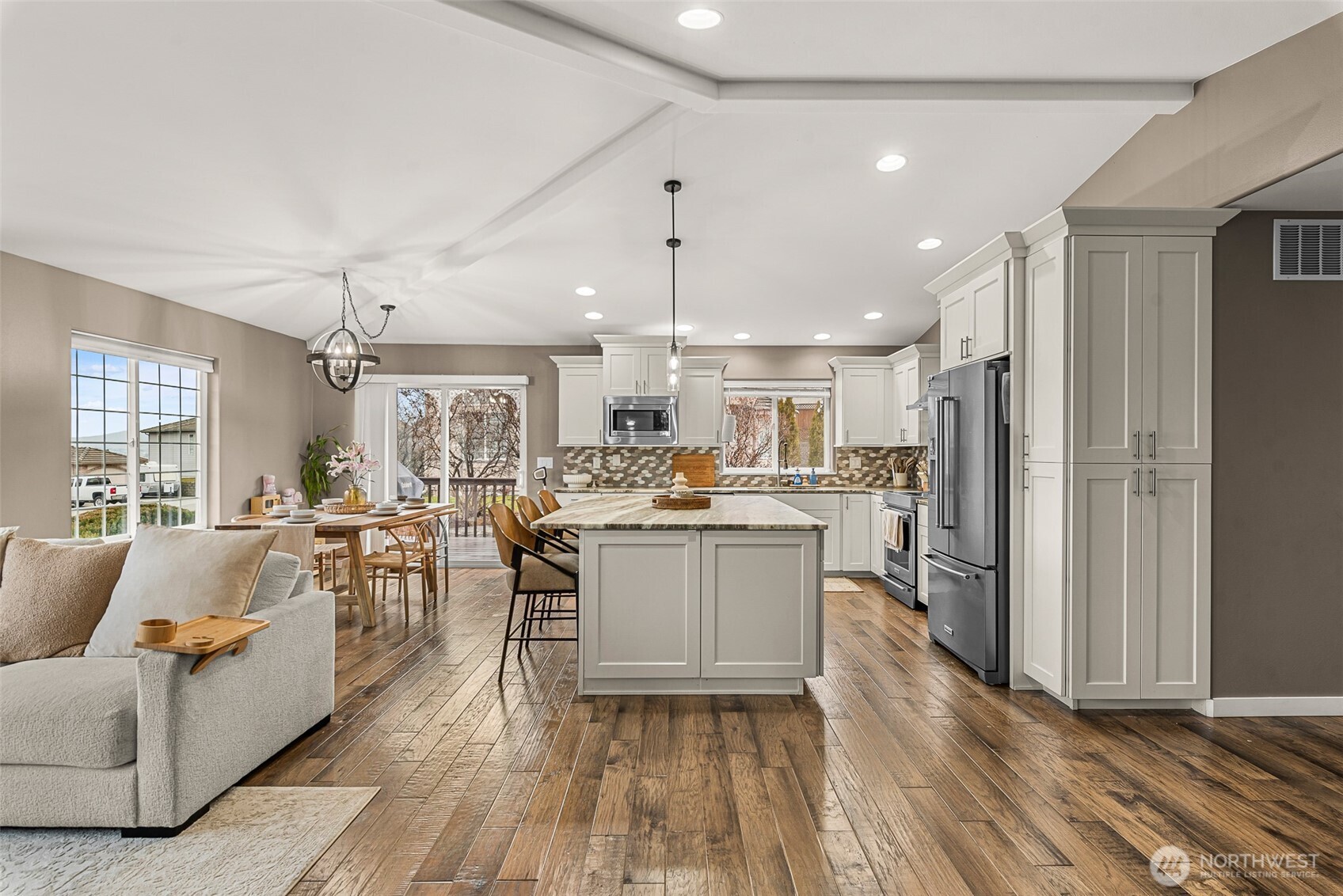 1953 Diamond Court East Wenatchee WA 98802