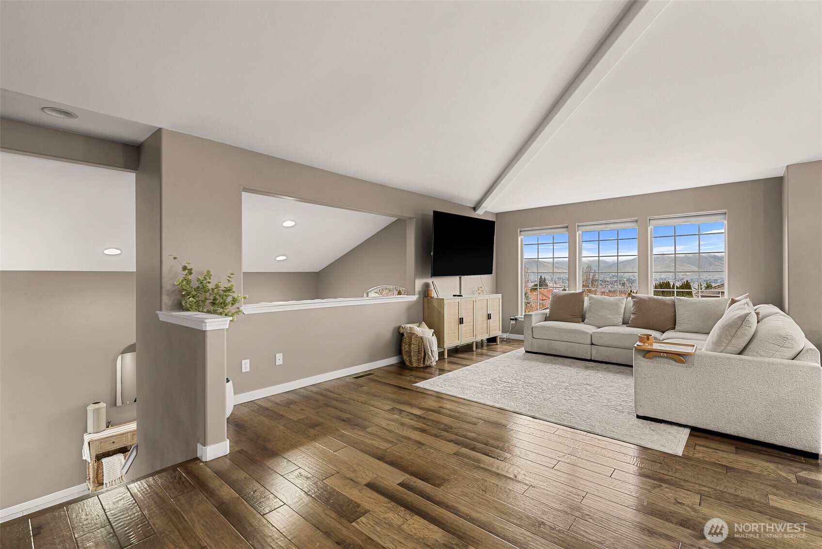1953 Diamond Court East Wenatchee WA 98802