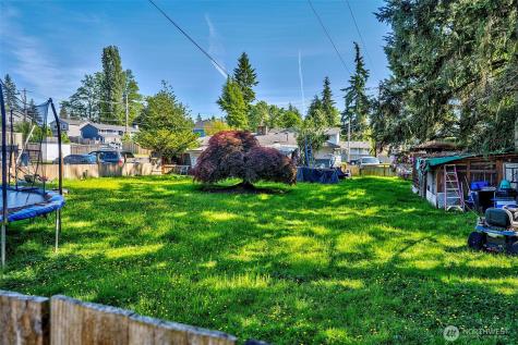 903 Logan Road Lynnwood WA 98036
