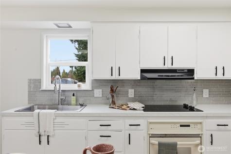 6606 Lombard Avenue Everett WA 98203