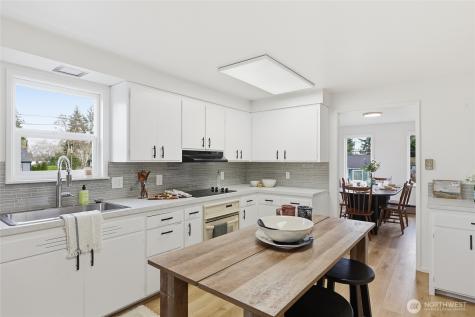 6606 Lombard Avenue Everett WA 98203