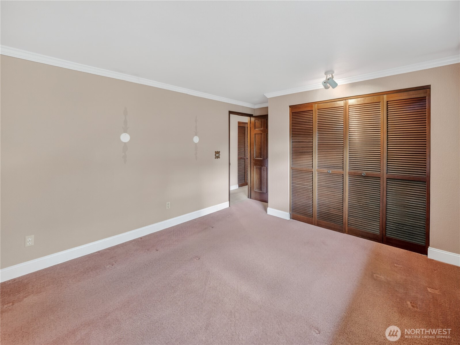 43810 244th Avenue SE Enumclaw WA 98022