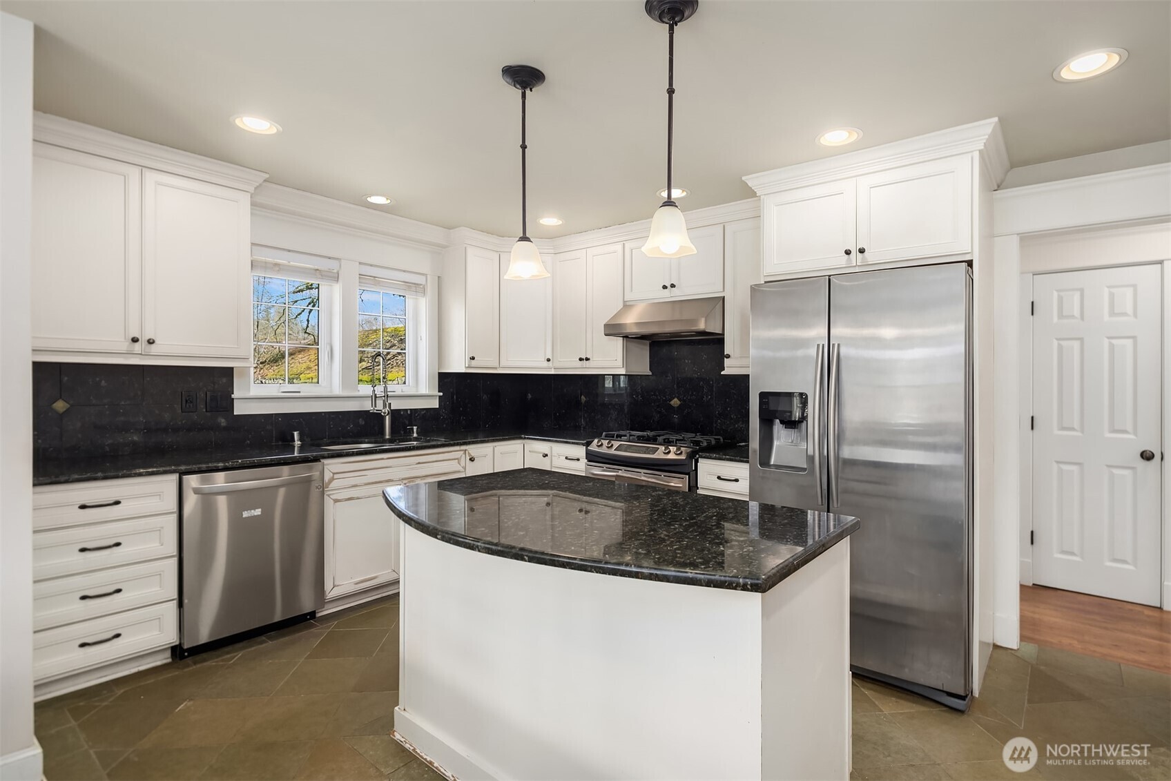 20802 SE 34th Street Sammamish WA 98075