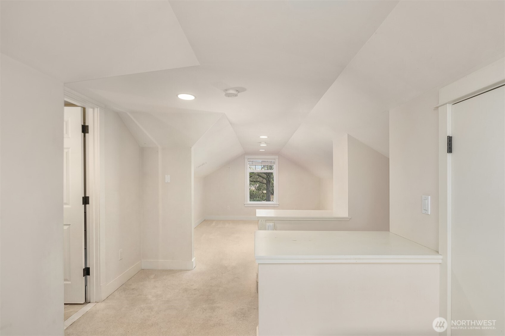 20802 SE 34th Street Sammamish WA 98075
