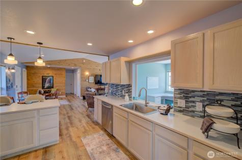 34807 H Place Ocean Park WA 98640