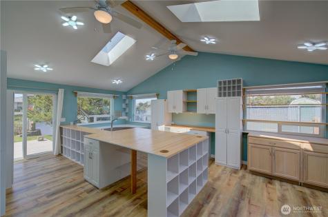 34807 H Place Ocean Park WA 98640