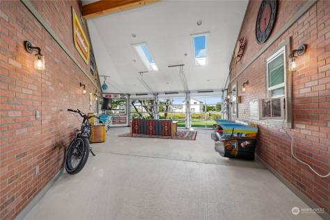 34807 H Place Ocean Park WA 98640