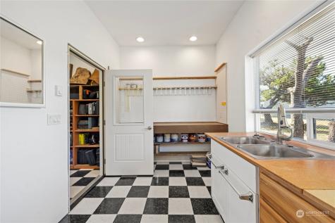 34807 H Place Ocean Park WA 98640