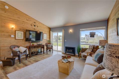 34807 H Place Ocean Park WA 98640