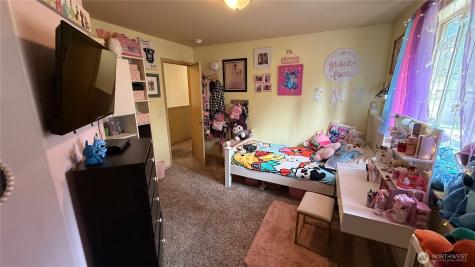 1518 104th St S Tacoma WA 98444