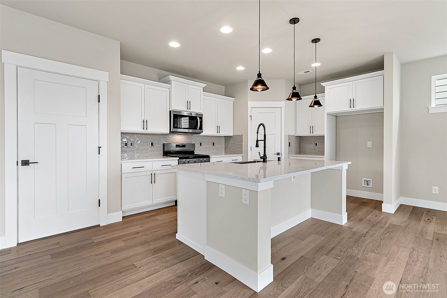 20829 99th Place S Kent WA 98031
