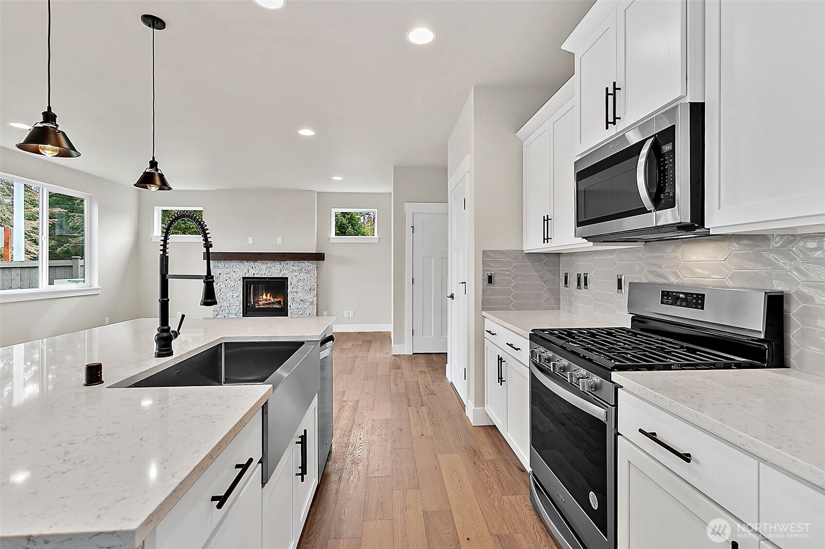 20829 99th Place S Kent WA 98031