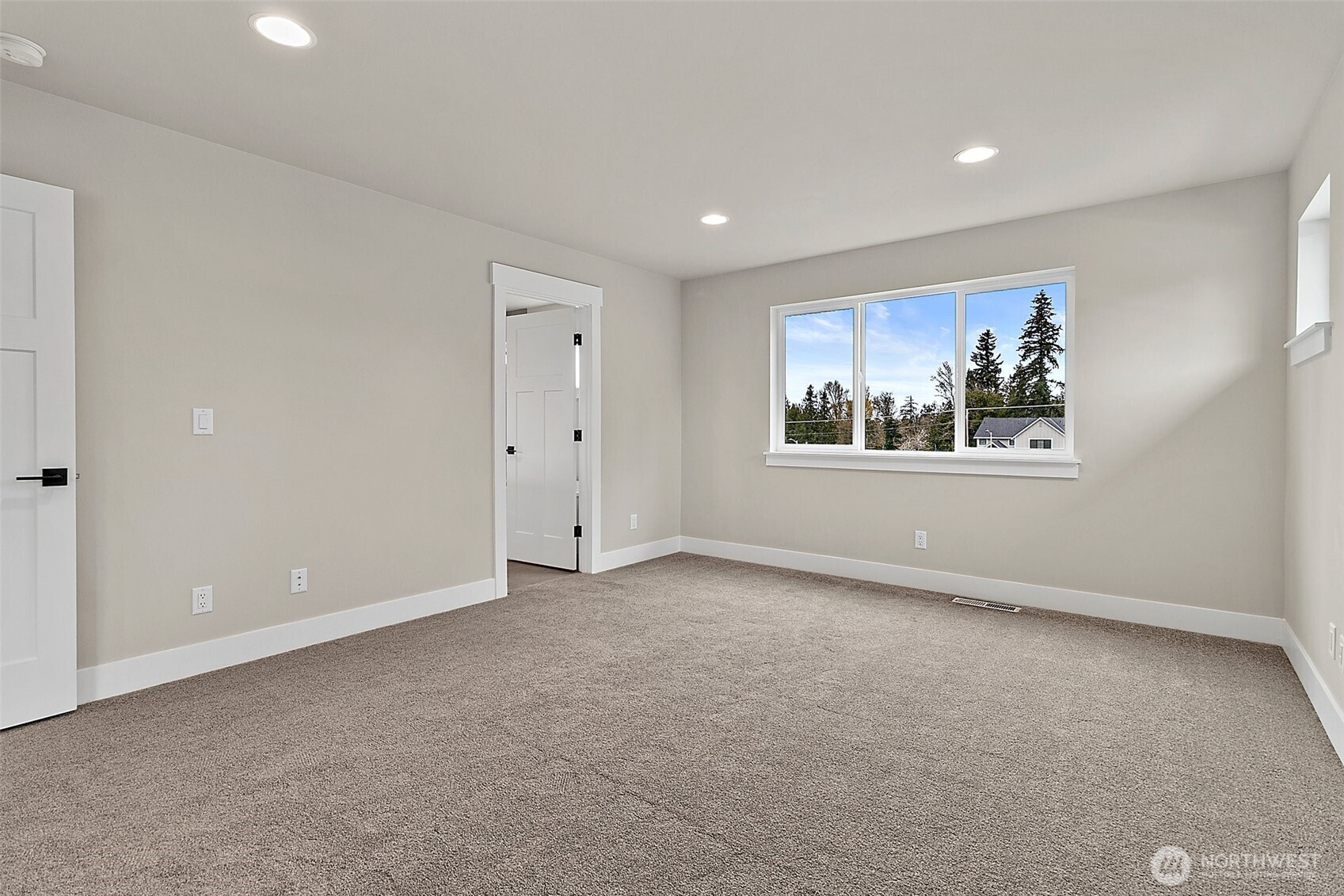 20829 99th Place S Kent WA 98031
