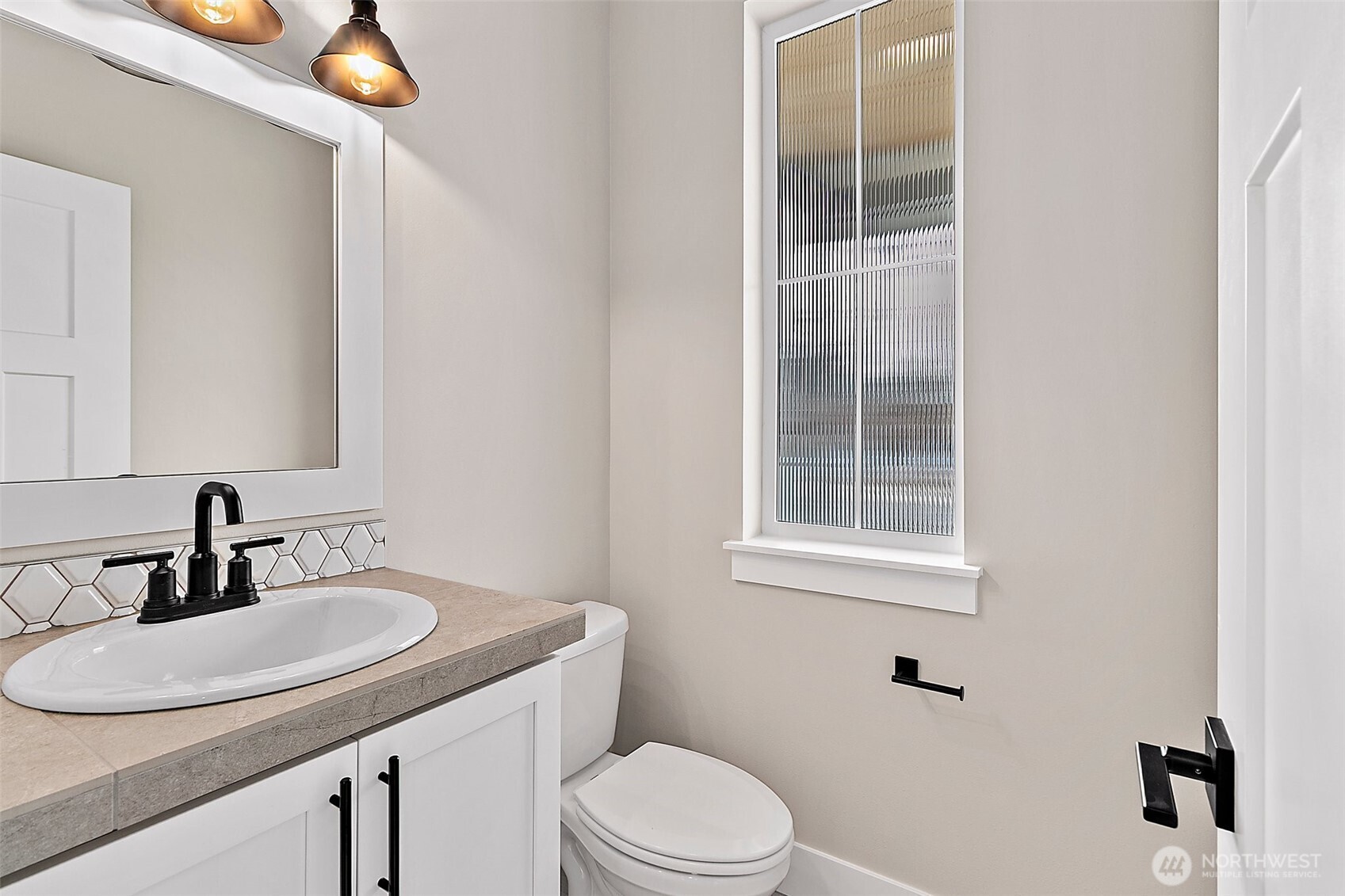 20829 99th Place S Kent WA 98031