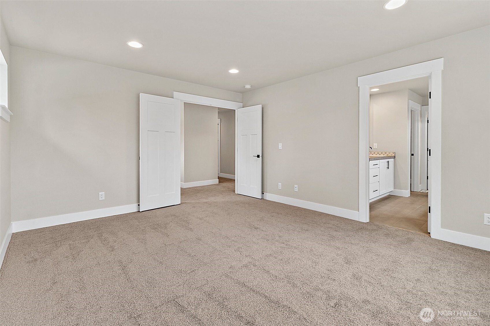 20829 99th Place S Kent WA 98031