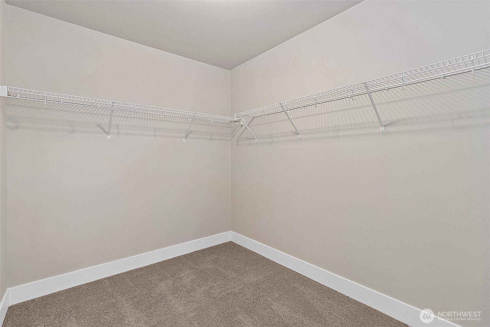 20829 99th Place S Kent WA 98031
