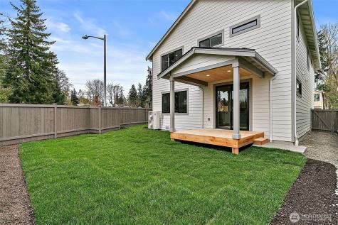 20829 99th Place S Kent WA 98031