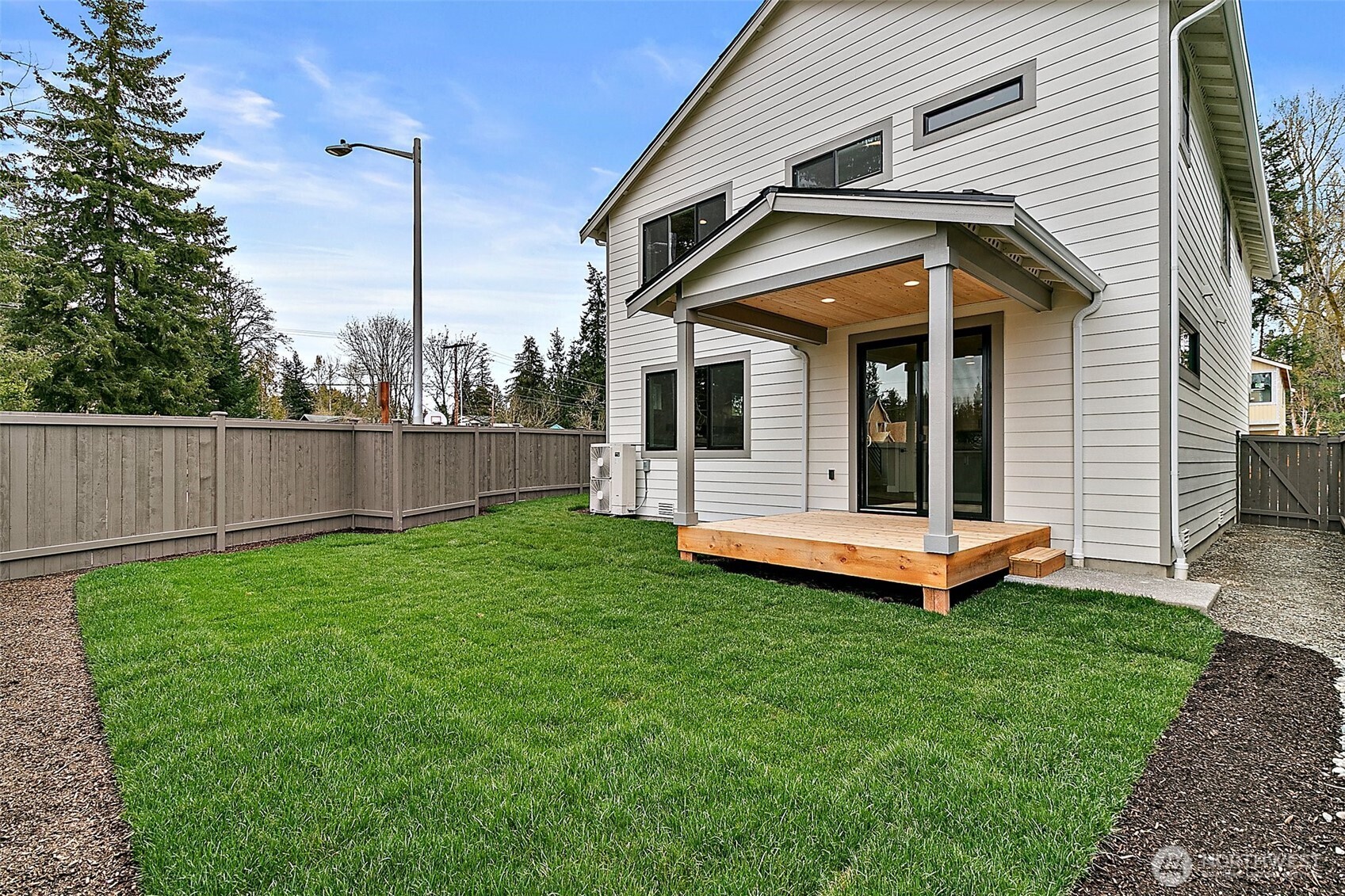 20829 99th Place S Kent WA 98031