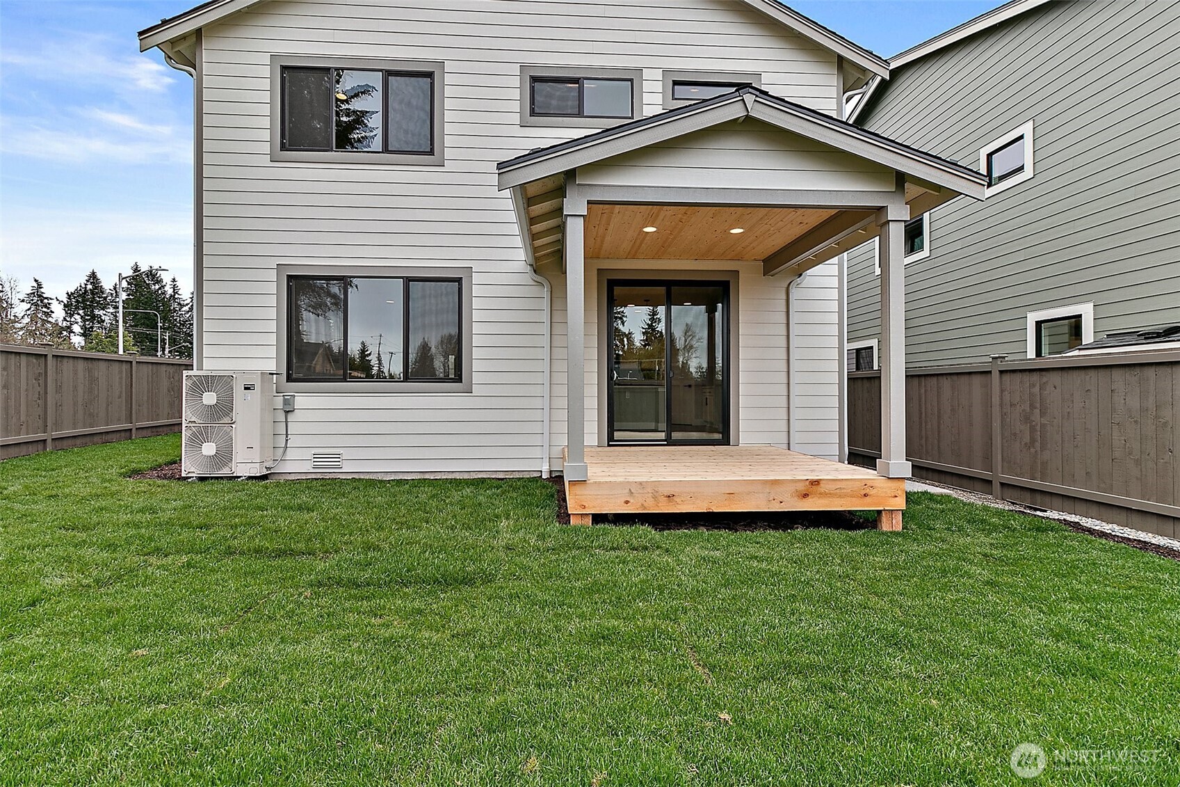 20829 99th Place S Kent WA 98031