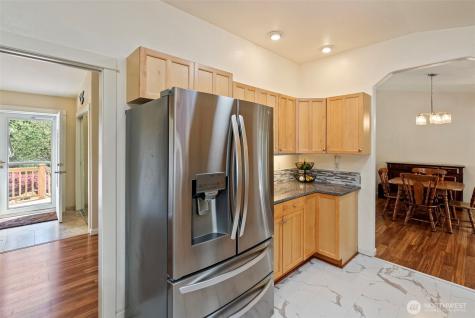 7185 Old Military Road NE Bremerton WA 98311