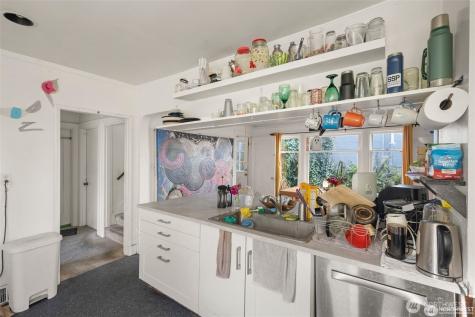 341 NE 51st Street Seattle WA 98105