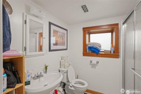 341 NE 51st Street Seattle WA 98105