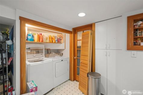 341 NE 51st Street Seattle WA 98105