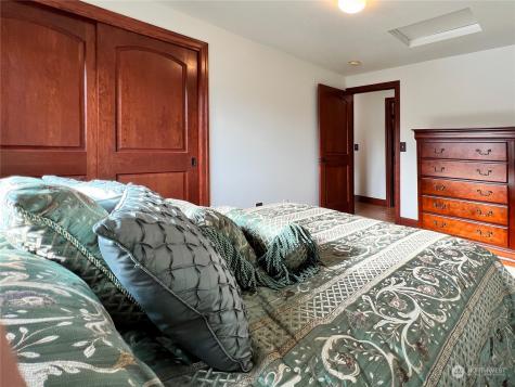 109 168th Place Nw Arlington WA 98223