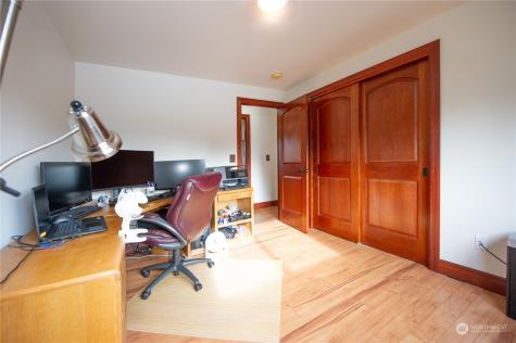 109 168th Place Nw Arlington WA 98223