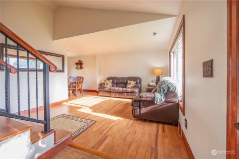 109 168th Place Nw Arlington WA 98223