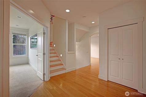 902 Madrona Beach Road Camano Island WA 98282