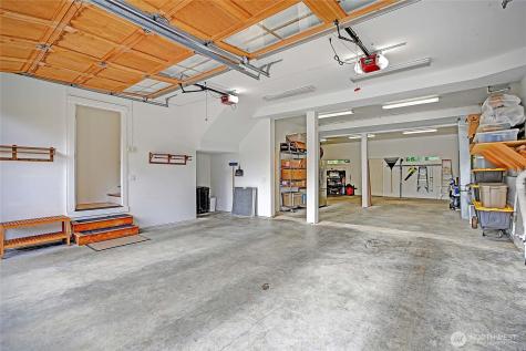 902 Madrona Beach Road Camano Island WA 98282