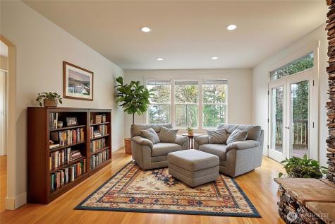 902 Madrona Beach Road Camano Island WA 98282