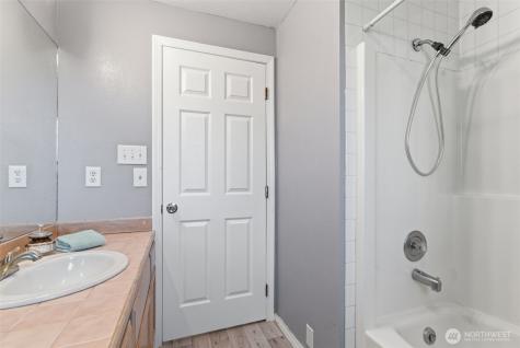 3571 41st Street NE Tacoma WA 98422