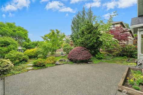 13443 Mahonia Place NE Redmond WA 98053