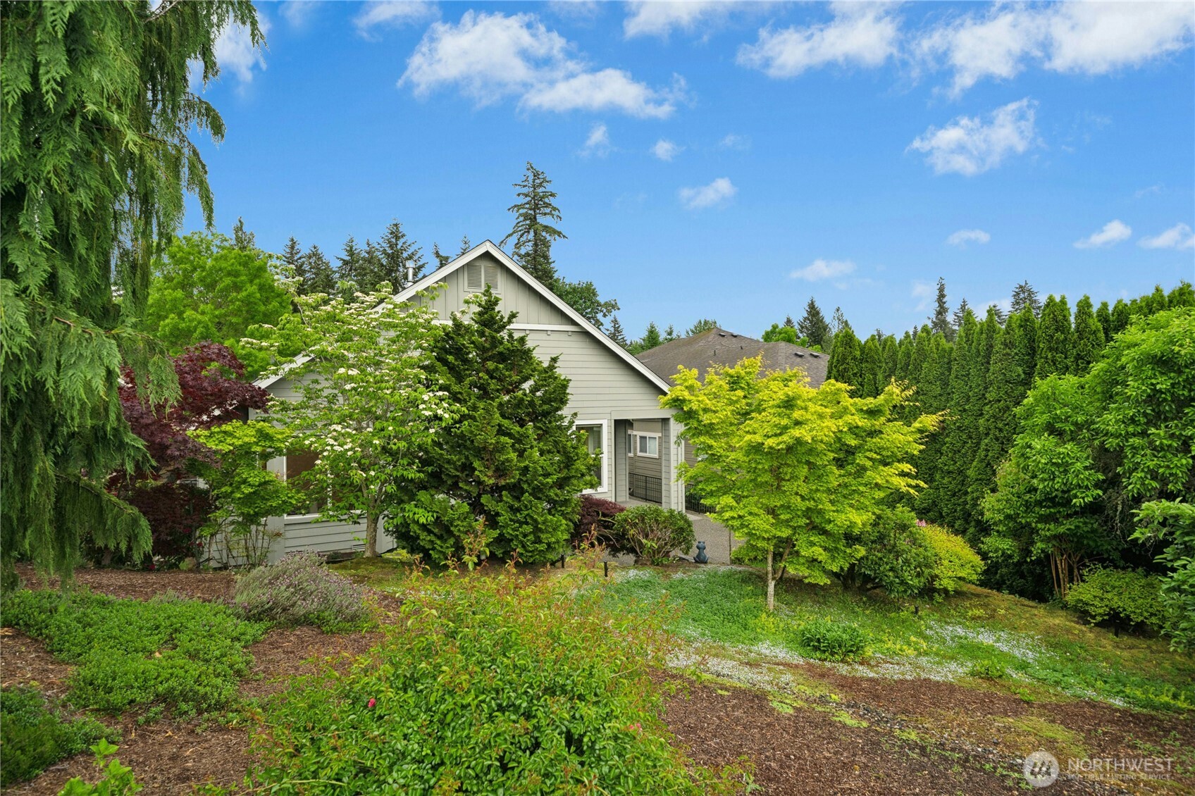 13443 Mahonia Place NE Redmond WA 98053