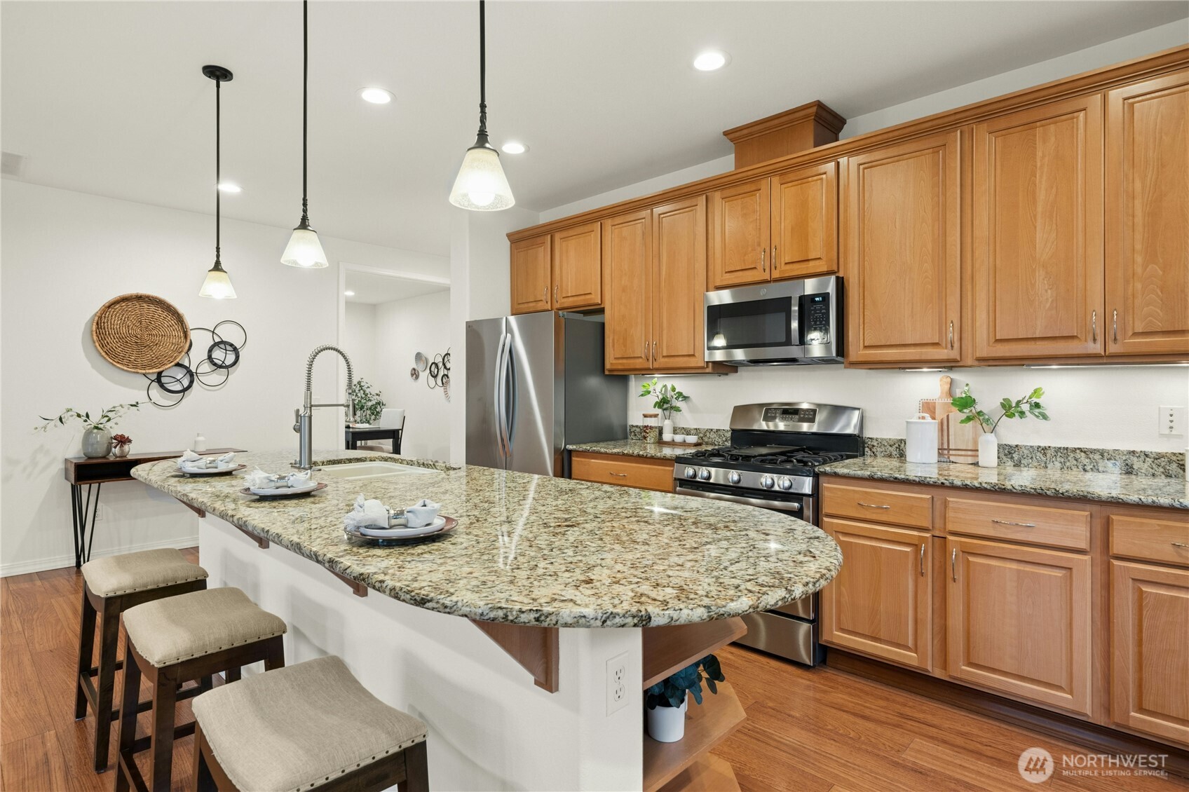 13443 Mahonia Place NE Redmond WA 98053