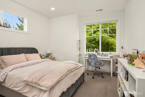 12345 SE 23rd Place Bellevue WA 98005