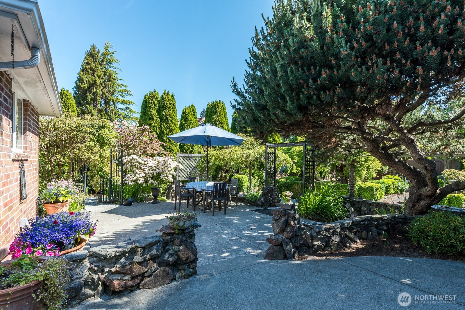 631 Giltner Lane Edmonds WA 98020