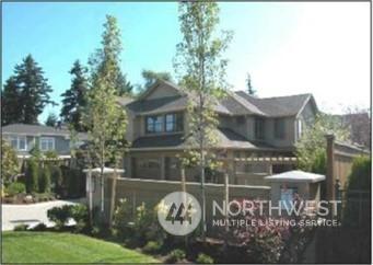 536 99th Bellevue WA 98004