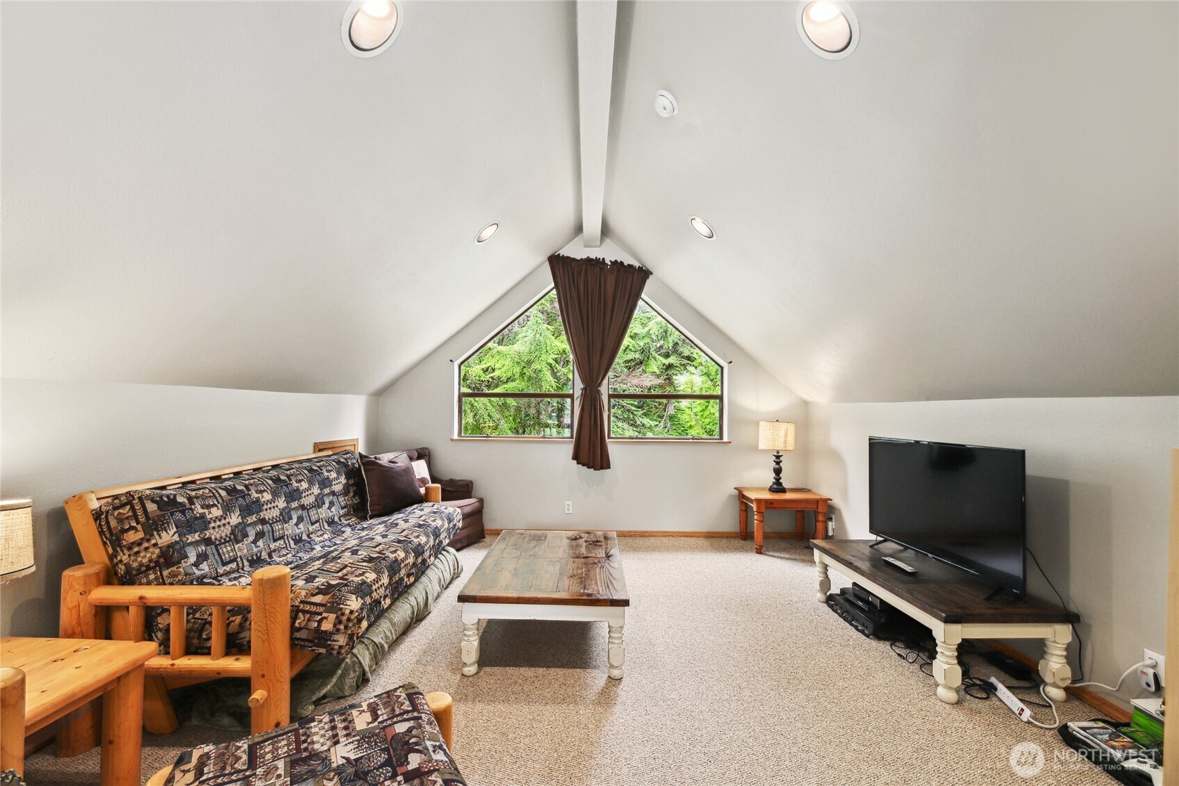 1051 Yellowstone Snoqualmie Pass WA 98068