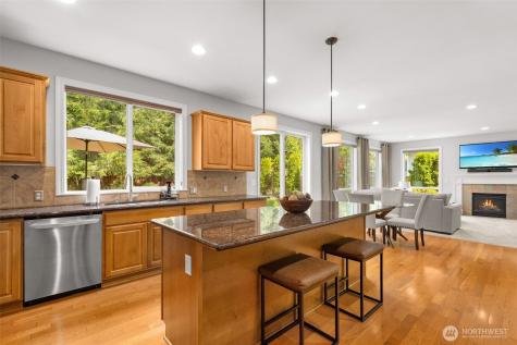 23254 SE Daybreak Place Maple Valley WA 98038