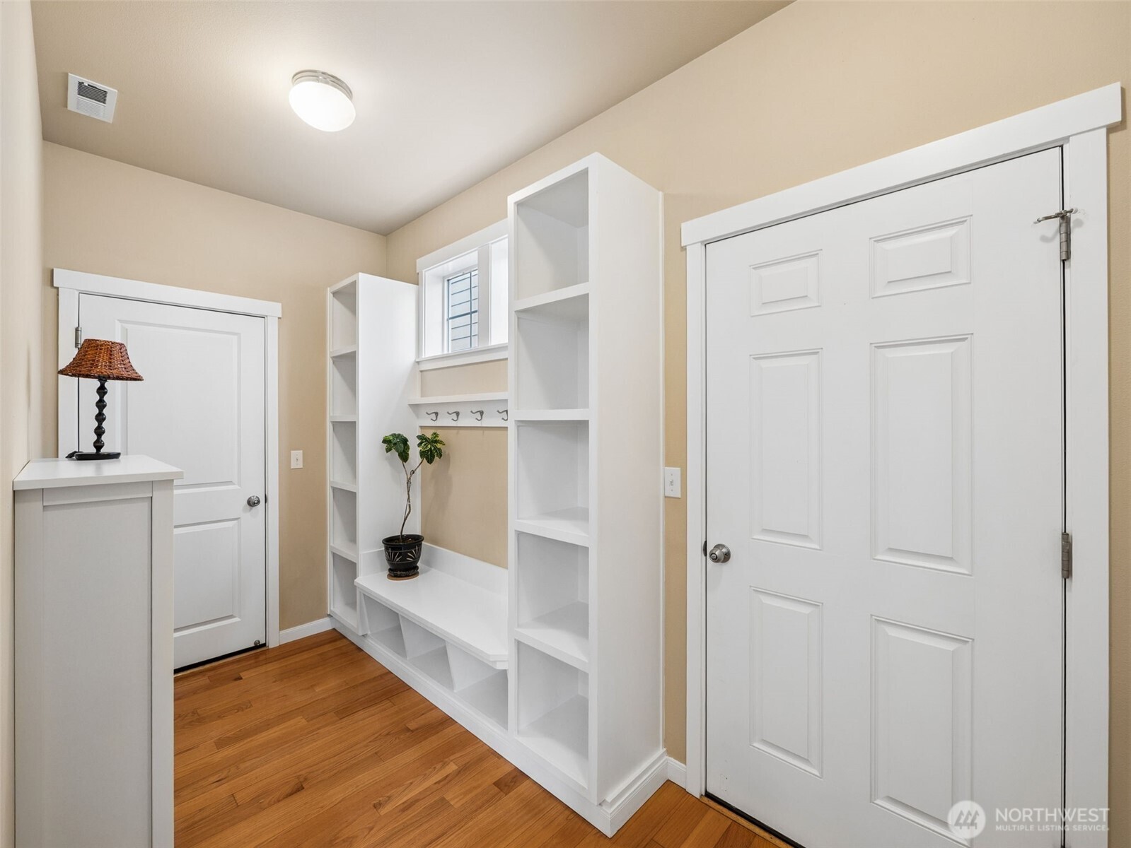 33921 12th Place SW Federal Way WA 98023