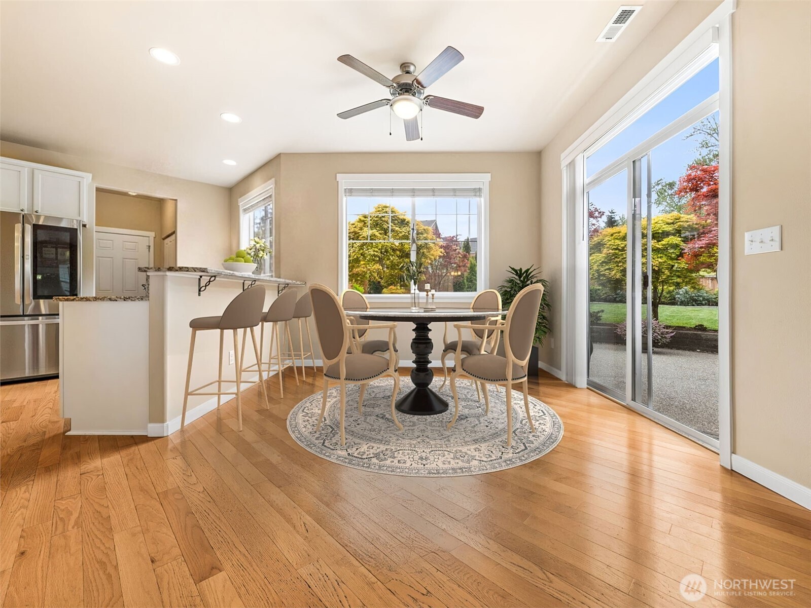 33921 12th Place SW Federal Way WA 98023