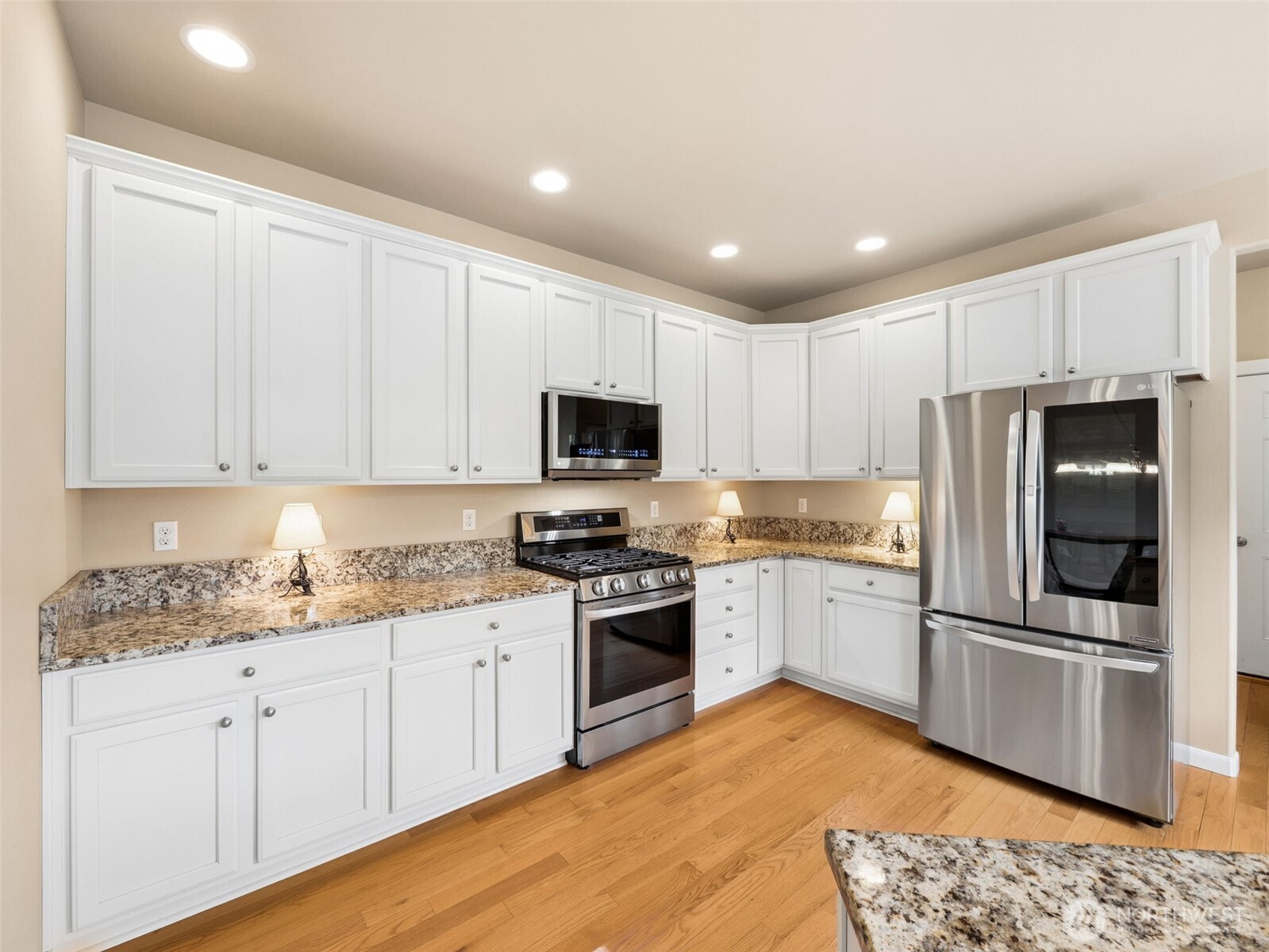 33921 12th Place SW Federal Way WA 98023