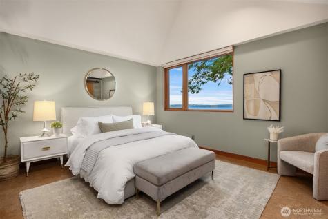 7268 Madrona Drive NE Bainbridge Island WA 98110
