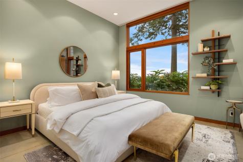 7268 Madrona Drive NE Bainbridge Island WA 98110