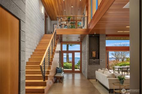 7268 Madrona Drive NE Bainbridge Island WA 98110