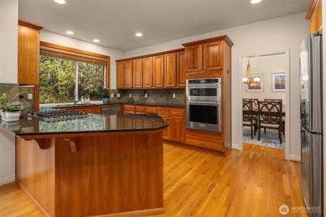 2433 201st Street SE Bothell WA 98012