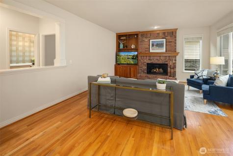 2433 201st Street SE Bothell WA 98012